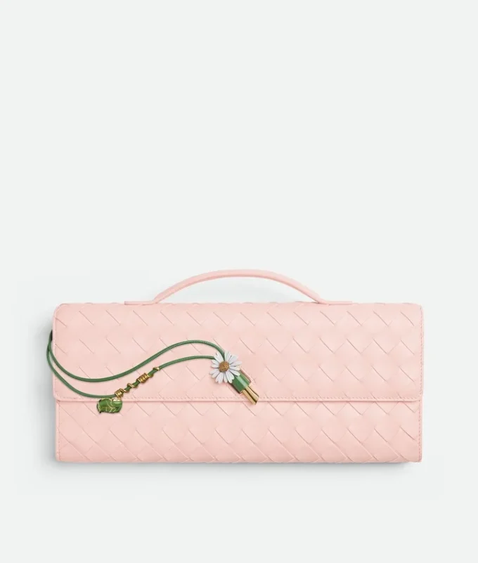 Andiamo Clutch