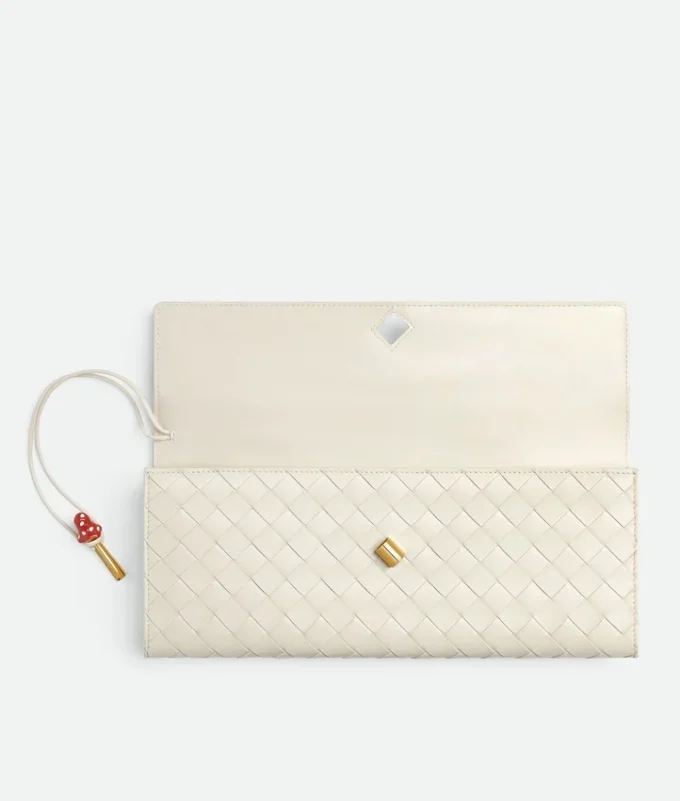 Andiamo Clutch
