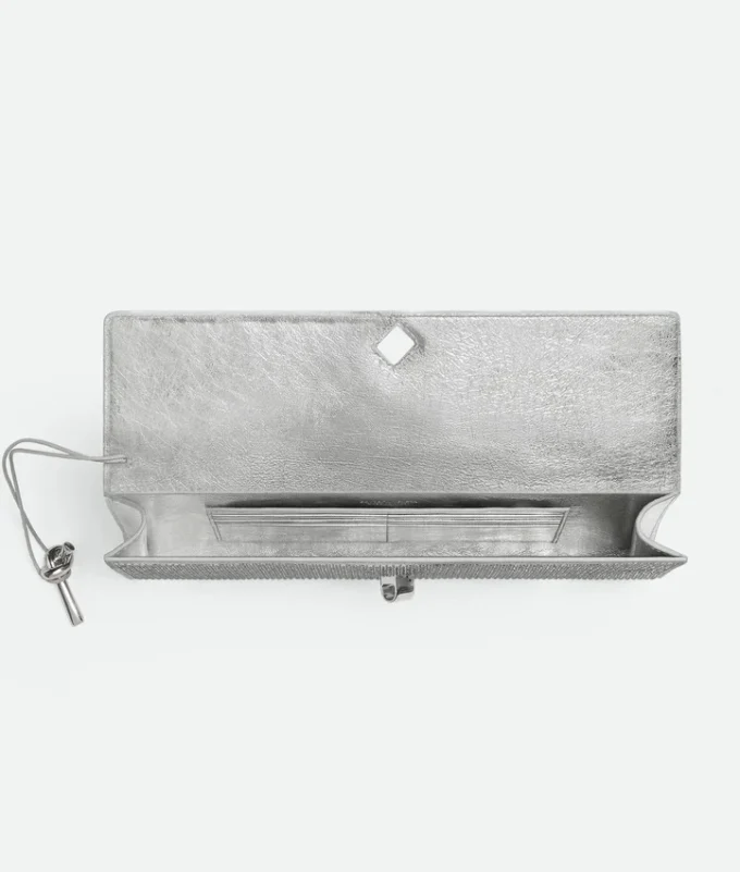 Andiamo Clutch