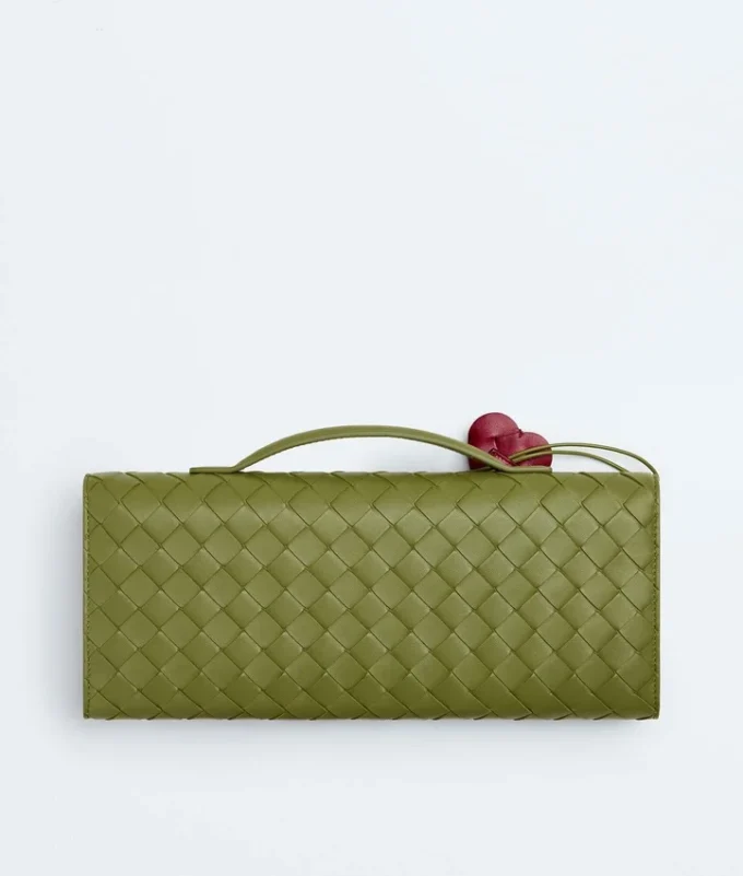 Andiamo Clutch