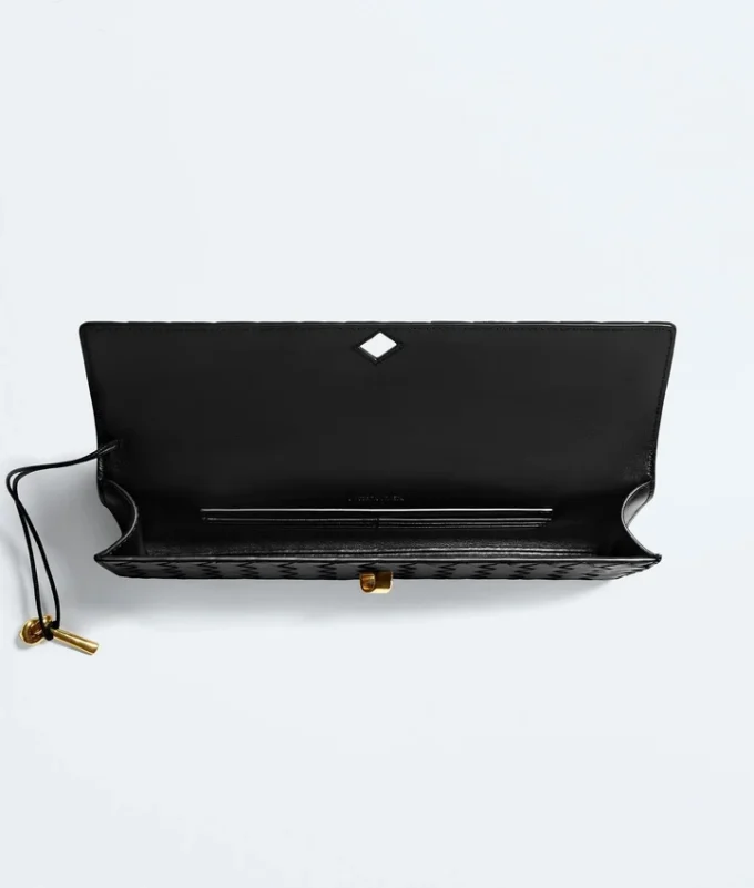 Andiamo Clutch