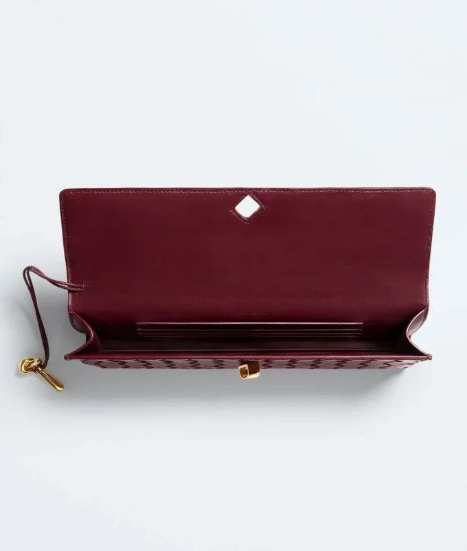 Andiamo Clutch