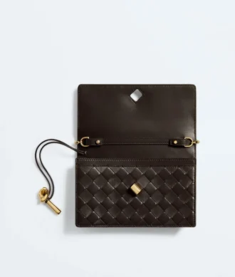 Andiamo Pouch on Chain