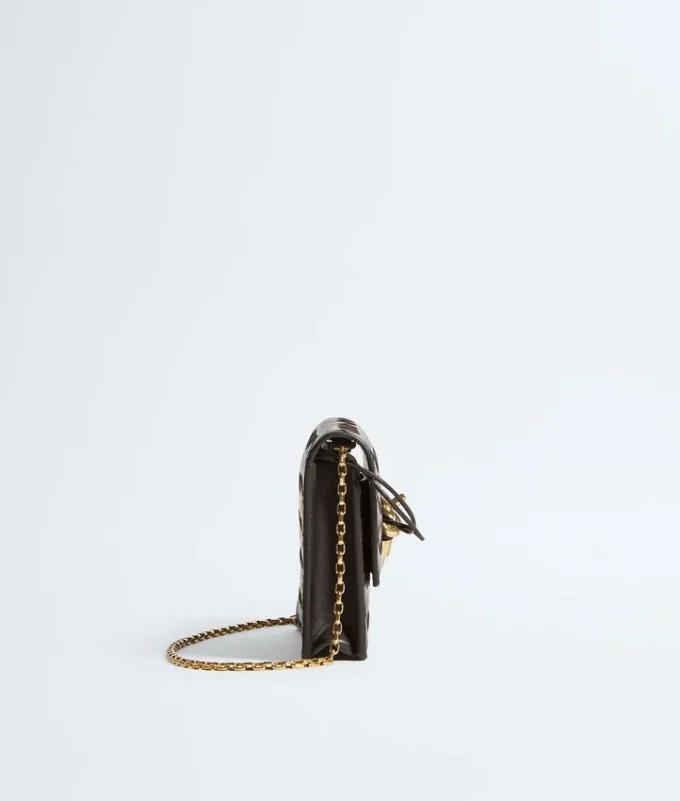 Andiamo Pouch on Chain