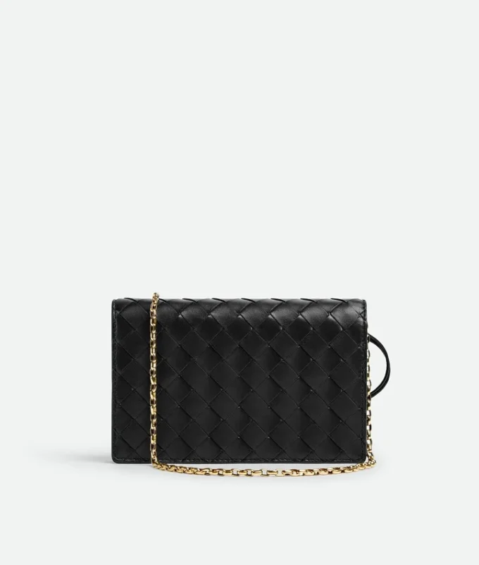 Andiamo Pouch on Chain