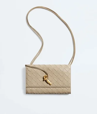 Andiamo Pouch on Strap