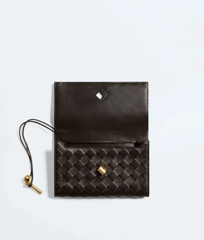 Andiamo Pouch on Strap