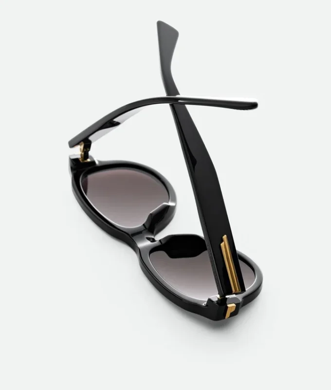 Classic Aviator Sunglasses