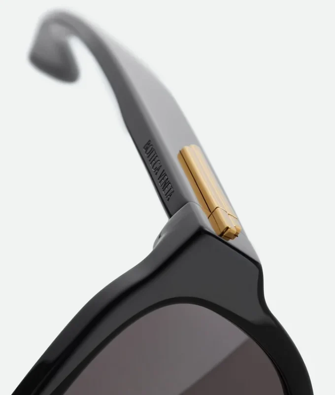 Classic Aviator Sunglasses