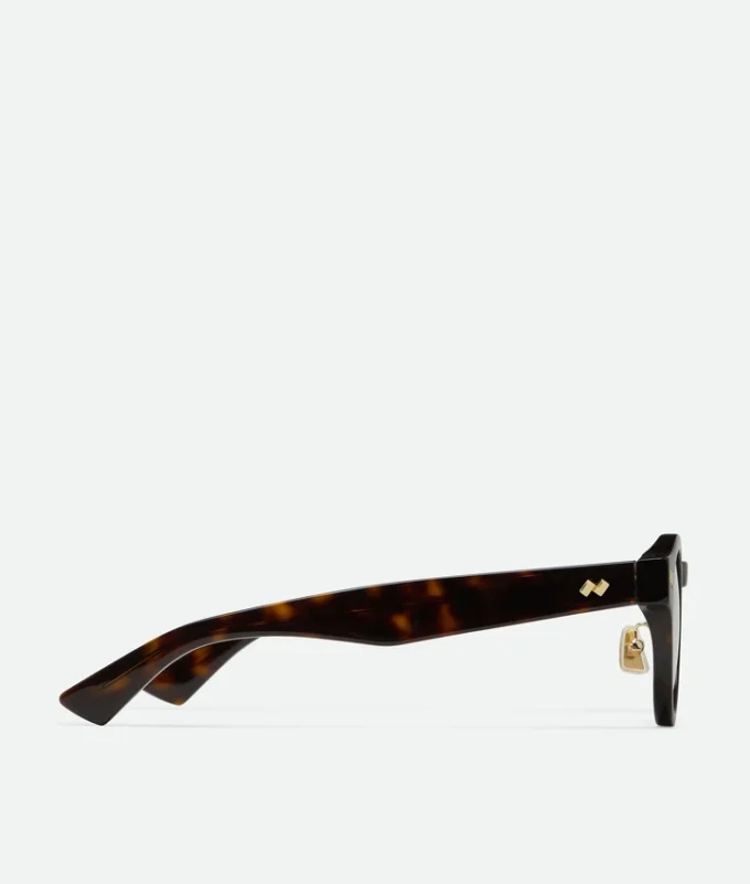 Dizzy Round Eyeglasses