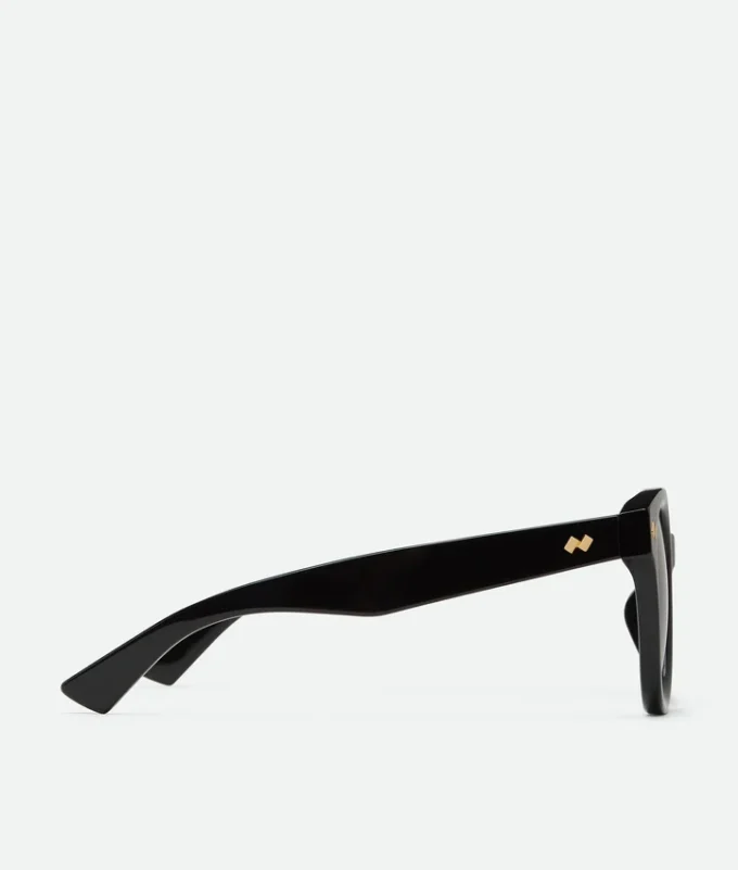 Dizzy Round Sunglasses