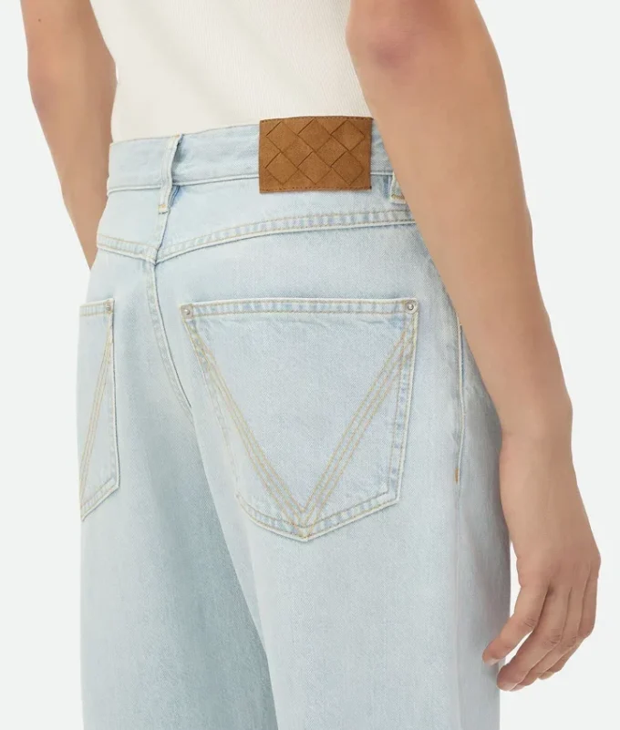 Extra Bleached Straight Jeans