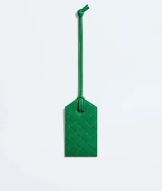 Getaway Tag Holder