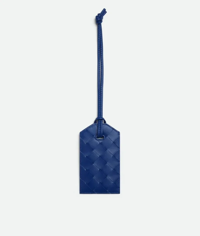 Getaway Tag Holder