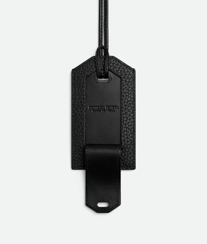 Getaway Tag Holder