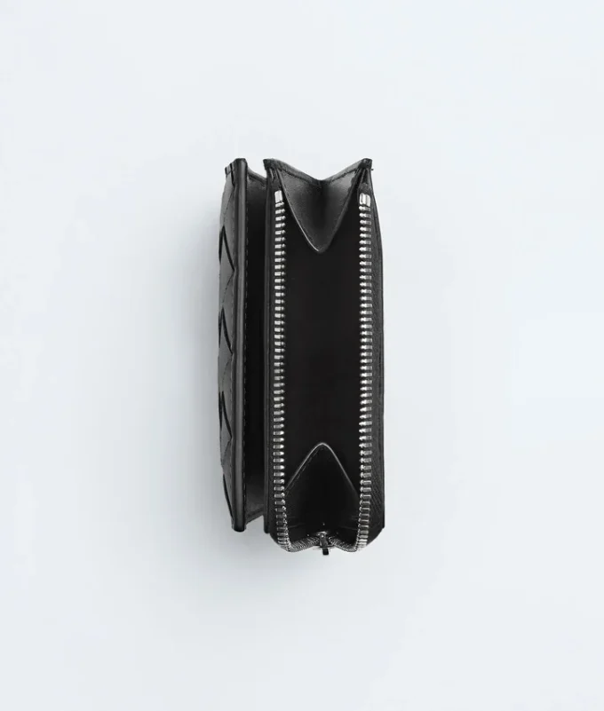 Intrecciato Bi-Fold Wallet with Zip