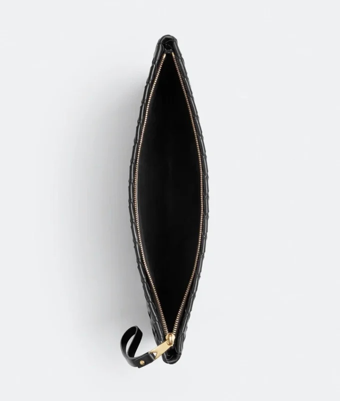 Intrecciato Large Flat Pouch