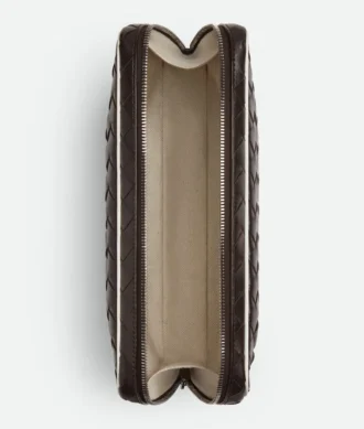 Intrecciato Large Zipped Pouch