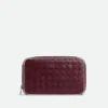 Intrecciato Medium Zipped Pouch