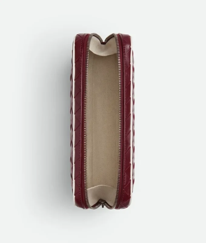 Intrecciato Medium Zipped Pouch