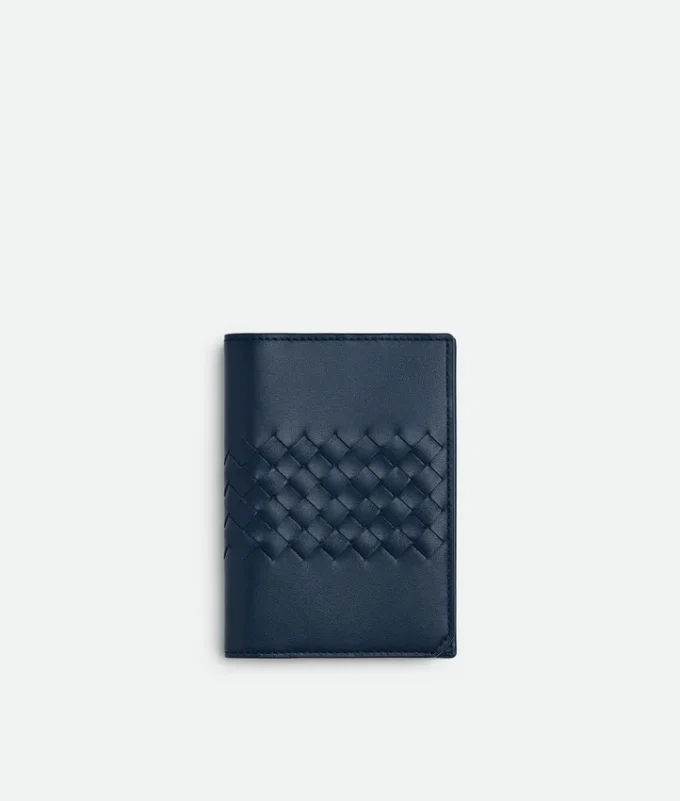 Intrecciato Piccolo Passport Case