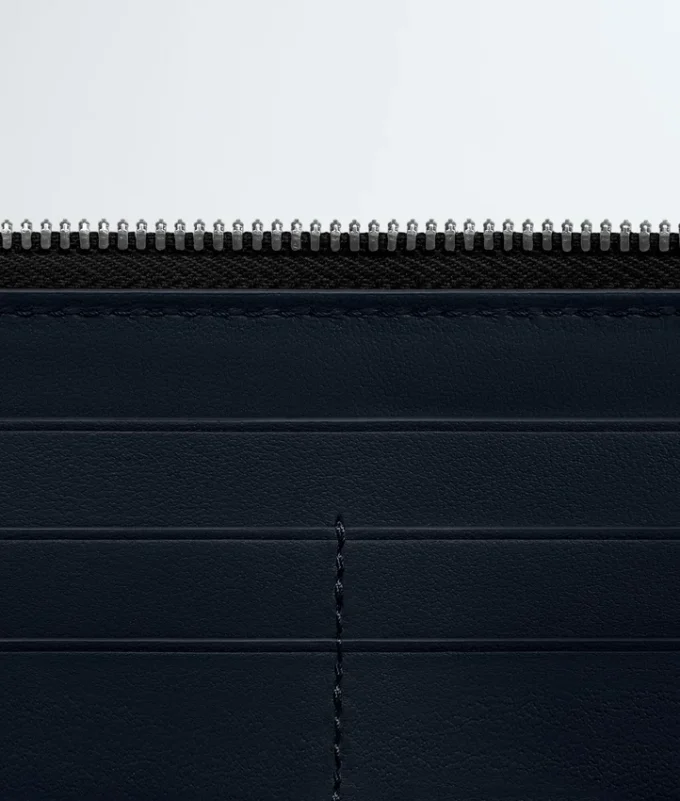 Intrecciato Piccolo Zip Around Wallet