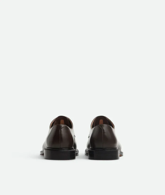 James Lace-Up Shoe