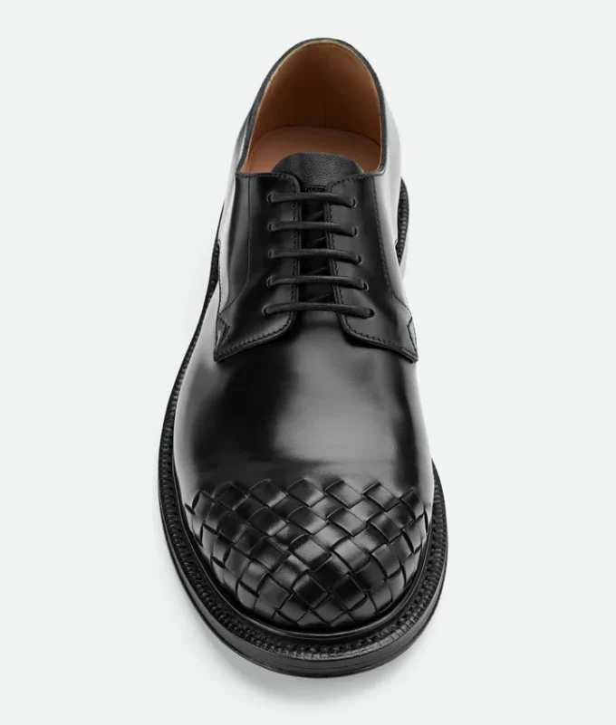 James Lace-Up Shoe