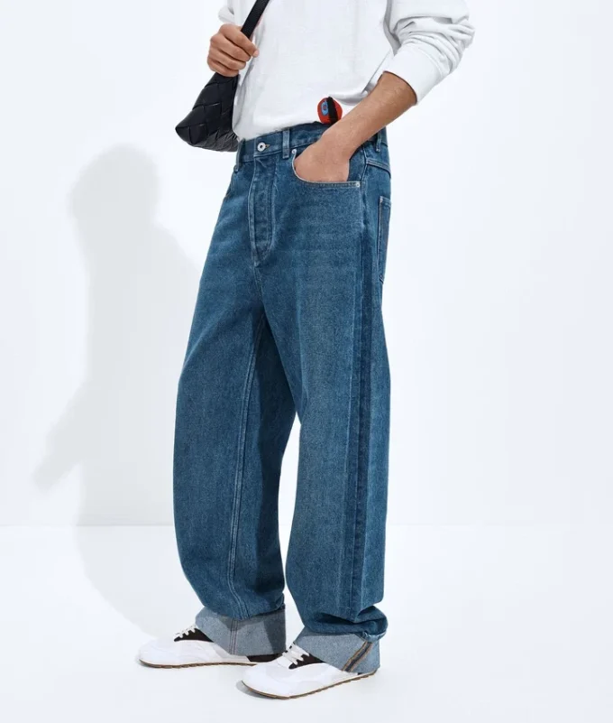 Medium Indigo Turned-Up Jeans