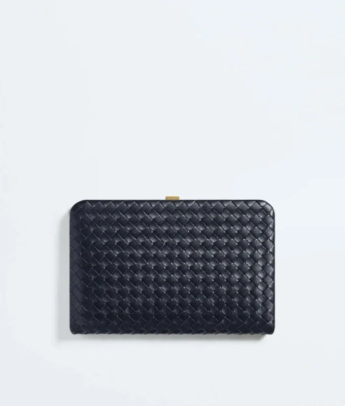 Mezzanotte Clutch