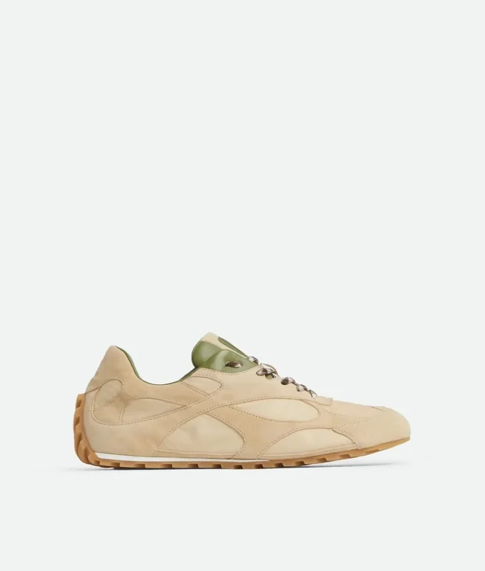 Orbit Flash Sneaker