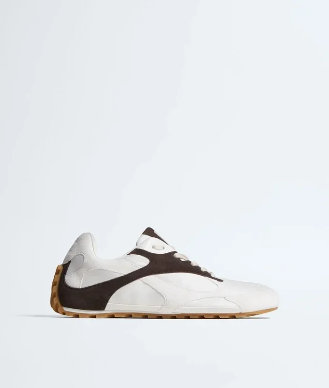 Orbit Flash Sneaker