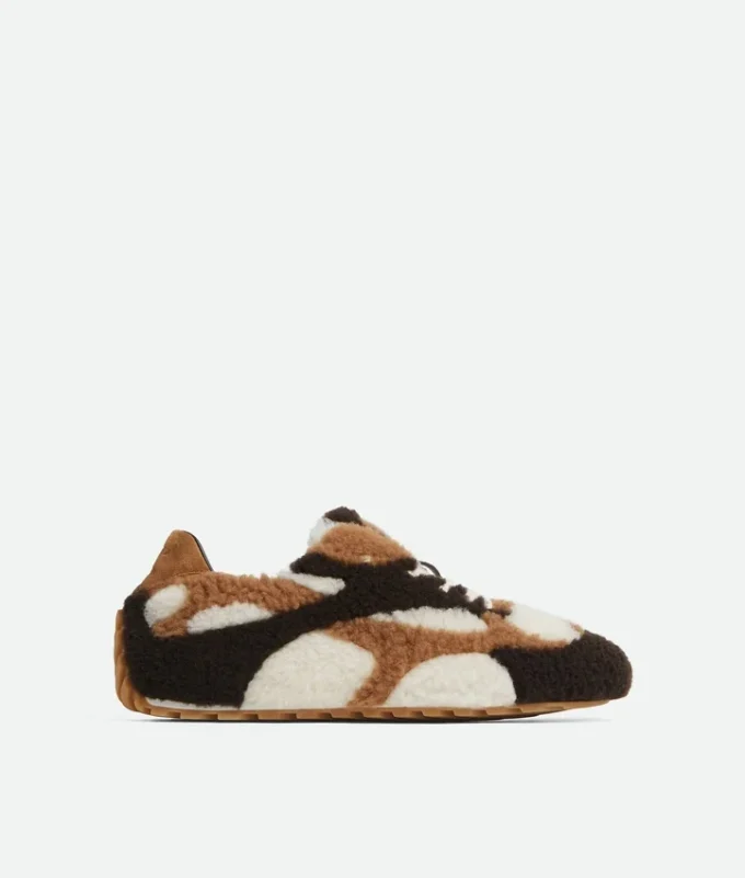 Orbit Flash Sneaker