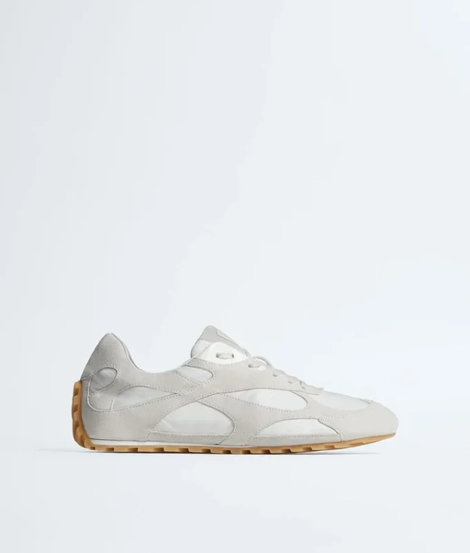 Orbit Flash Sneaker
