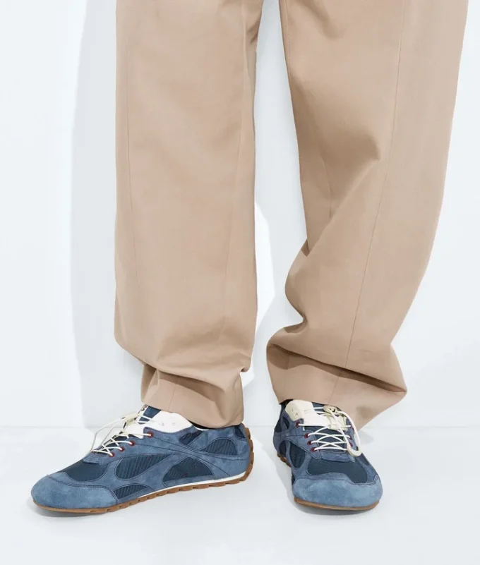 Orbit Flash Sneaker