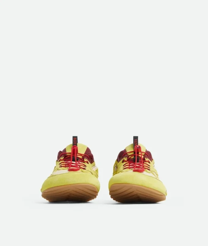 Orbit Flash Sneaker