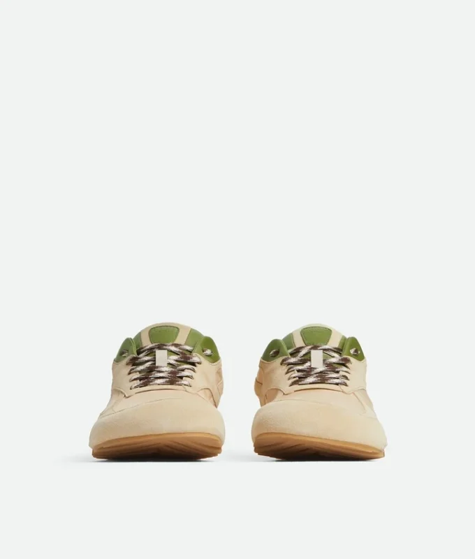 Orbit Flash Sneaker