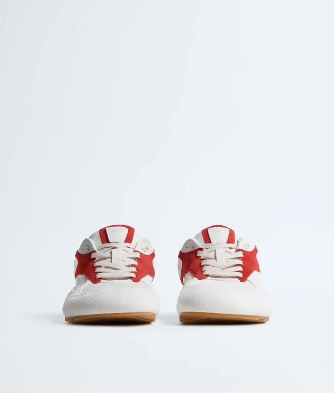 Orbit Flash Sneaker