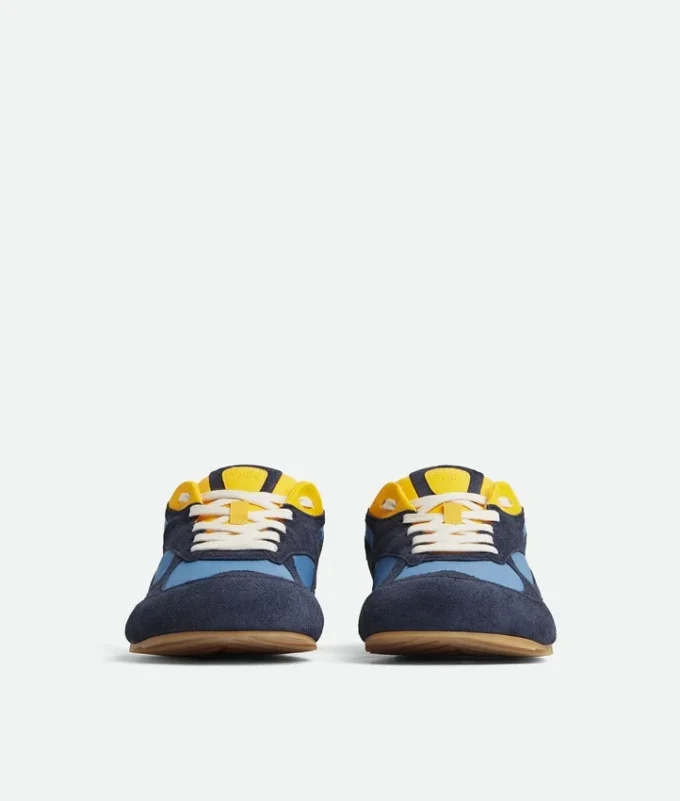 Orbit Flash Sneaker