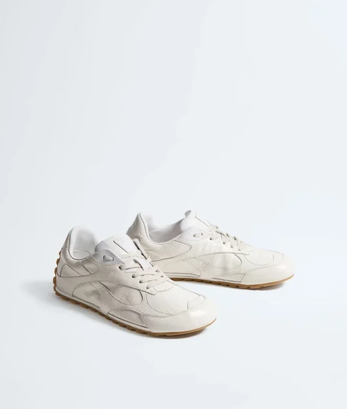 Orbit Flash Sneaker