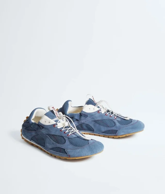 Orbit Flash Sneaker