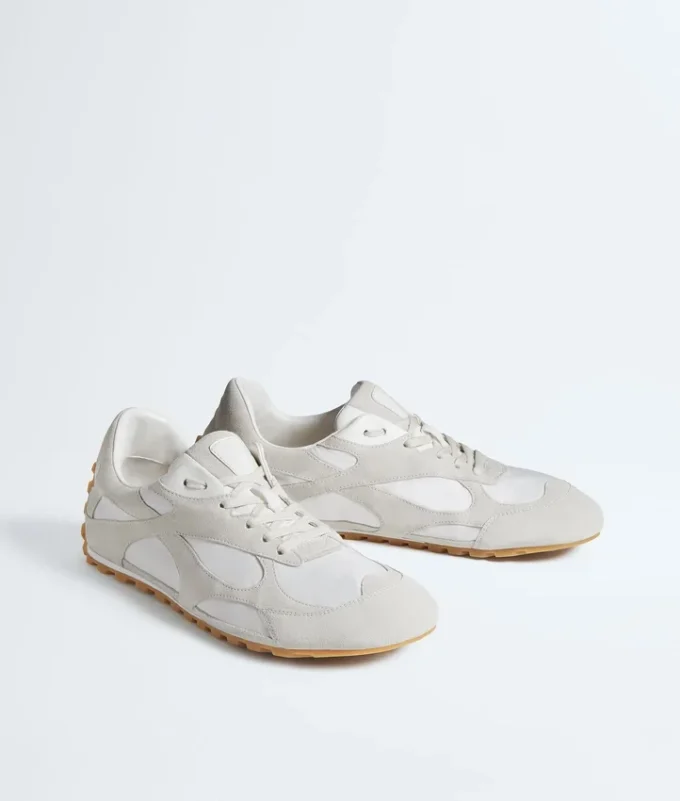Orbit Flash Sneaker