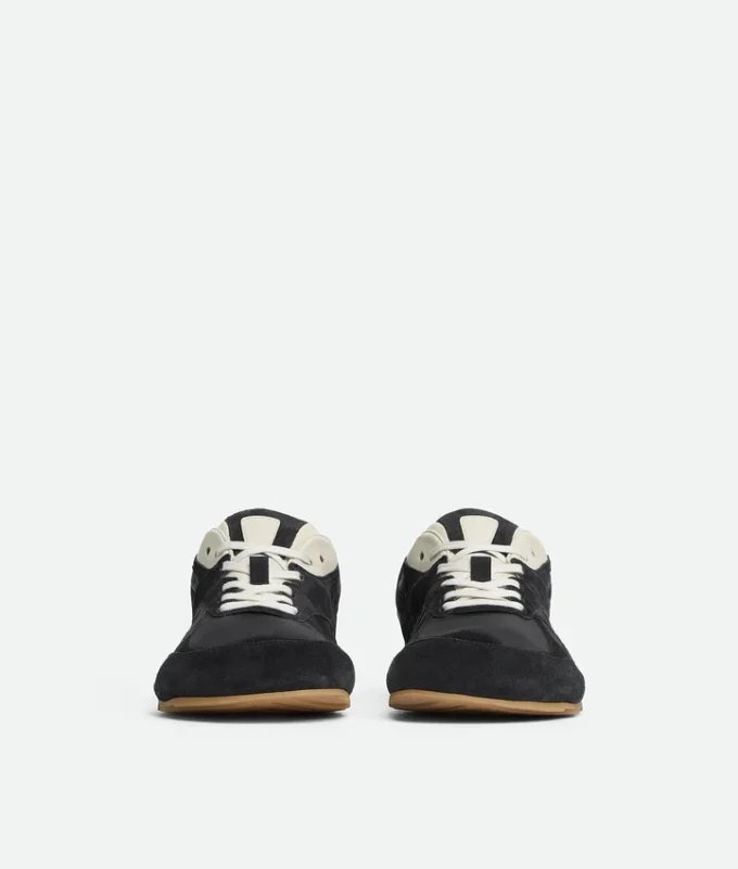 Orbit Flash Sneaker