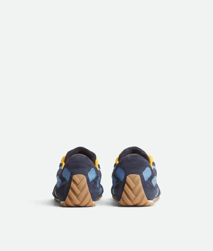Orbit Flash Sneaker
