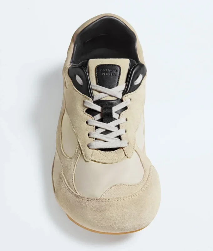 Orbit Flash Sneaker