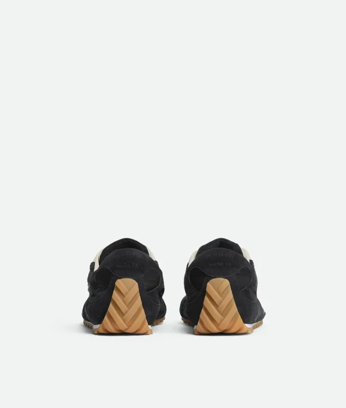 Orbit Flash Sneaker