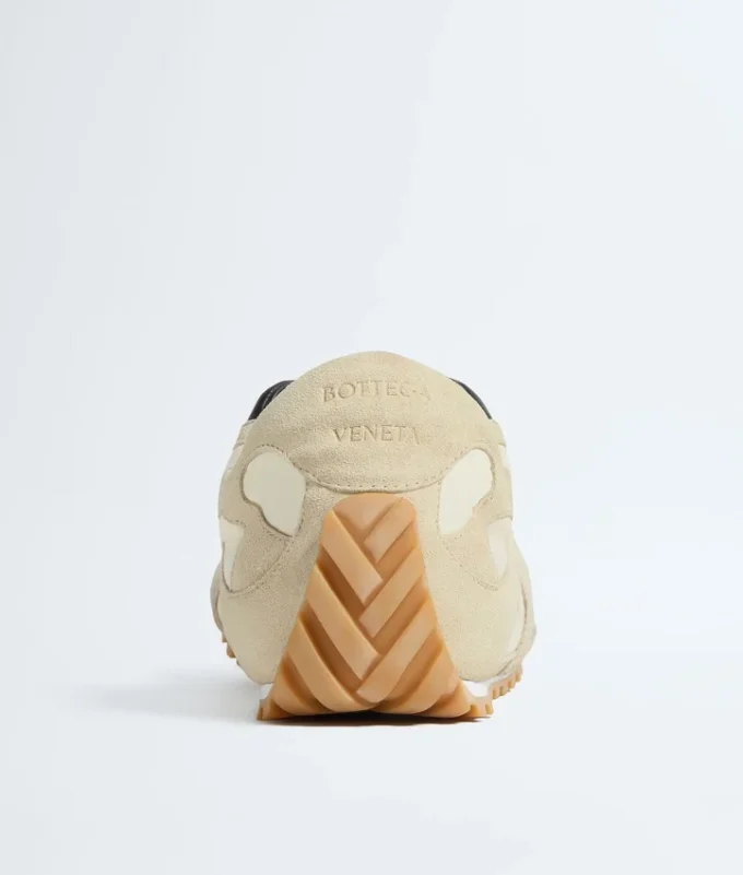 Orbit Flash Sneaker