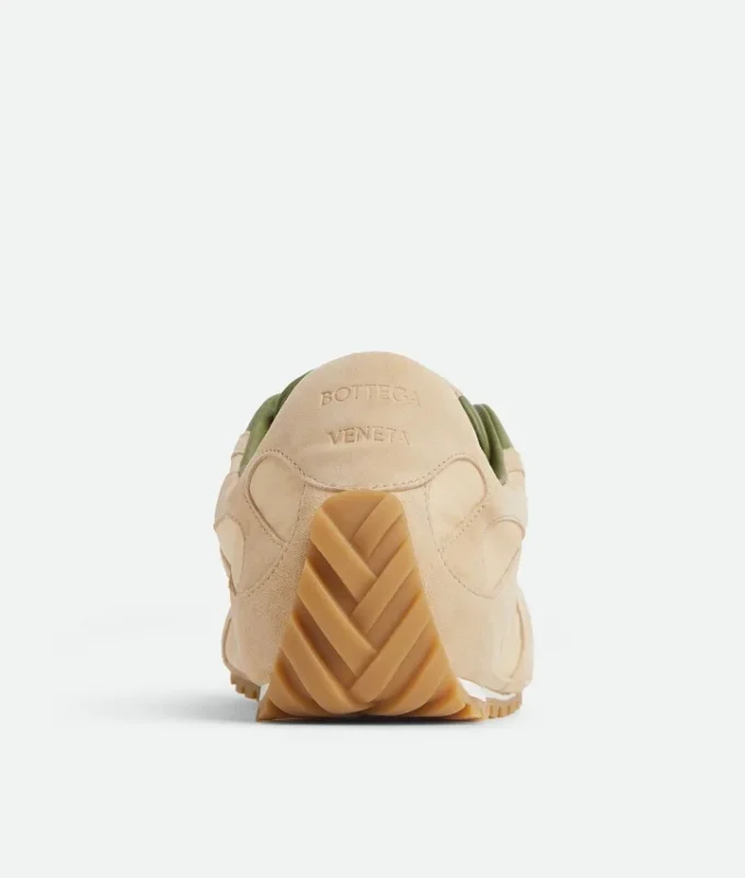 Orbit Flash Sneaker