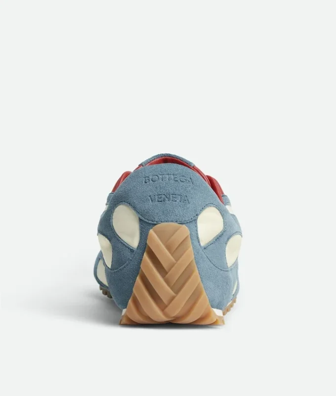 Orbit Flash Sneaker