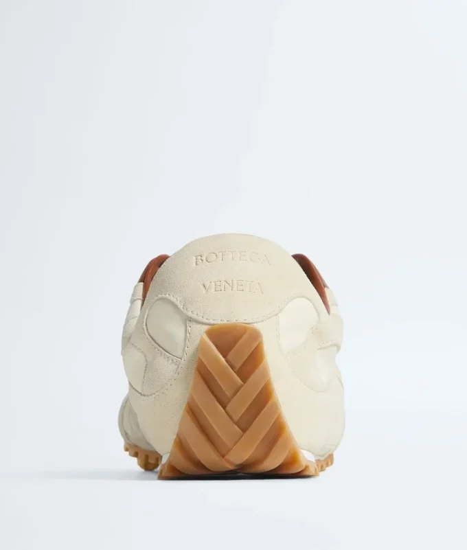 Orbit Flash Sneaker